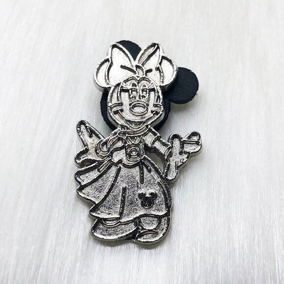 🔮 5/$25 Disney Minnie Mouse Pin Traders Icons Chaser Pin - Picture 2 of 4